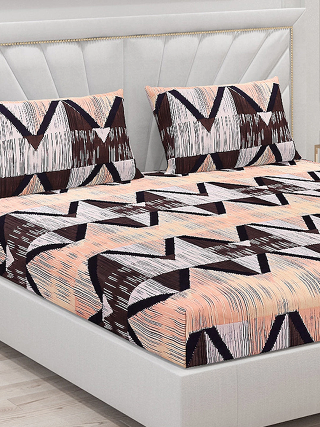 145 GSM Polyester Double Bed Bedsheet with 2 Pillow Covers